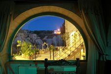 Lain-lain Larina Cave Otel