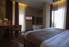 Others 6 Juliet Rooms & Kitchen