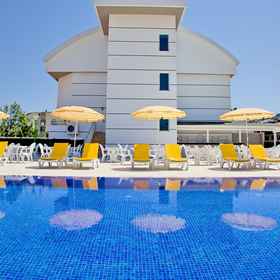 Primary image1Konakli Nergis Hotel,科纳克勒清真寺飯店