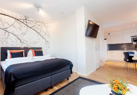 Others ApartDirect Solna