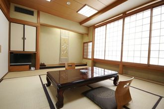 Others 4 Chikurinin Gunpoen