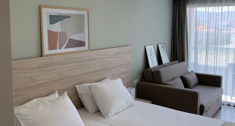 その他 2 Pals Studios Pefkos