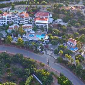 Primary image 1 巴厘马尔乡村酒店, Dimos Amari 酒店