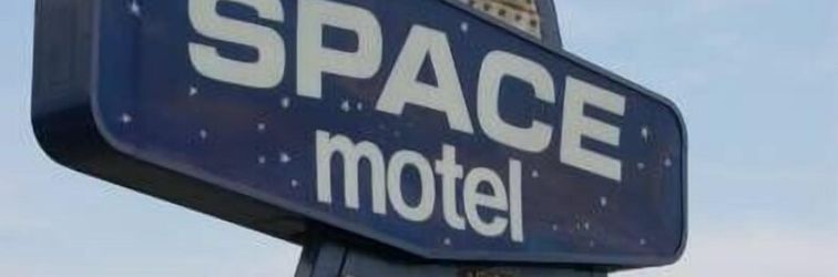 その他 Space Motel