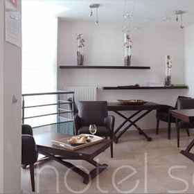 Primary image 1 ホテル サウス シャルルロア エアポート, アト郡 ホテル