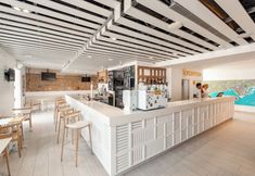 その他 5 Ryans La Marina