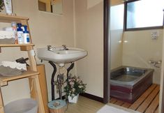 Others 7 Lodge Stack Point