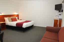 Pioneer Way Motel, Rp 1.468.255