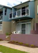 Foto utama Mollymook Aquarius Apartments