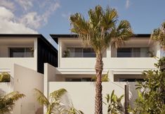Lain-lain 4 The Hide Byron Bay