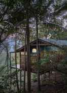 Primary image Treetops Seaview Montville