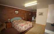 Others 4 Rubyvale Motel & Holiday Units - An Adults Only Getaway