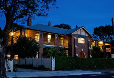 Others The Old Parkes Convent