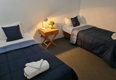 기타 6 Surfcomber on the Beach