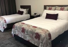 Others 3 Young Federation Motor Inn