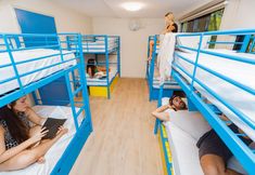Others 5 Global Backpackers Cairns