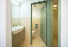 기타 3 YHA Brisbane City