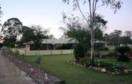 Lain-lain 4 Up Country B & B Wondai