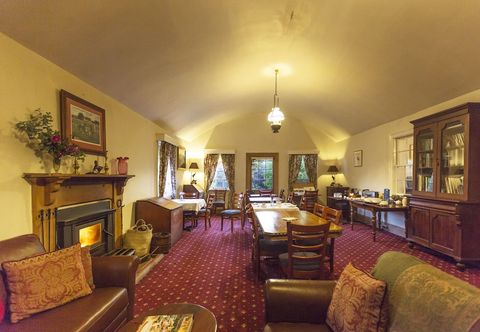 Others The Racecourse Inn