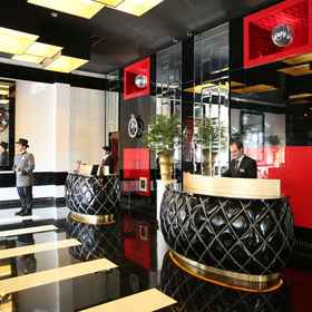 Interior entrance1Ramada Hotel & Suites by Wyndham Istanbul Sisli,特朗普大厦 伊斯坦布尔飯店