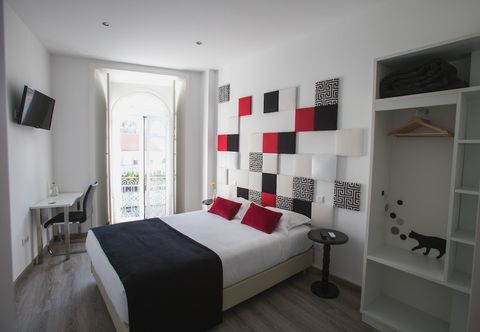 Lain-lain Thomar Story