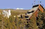 Others 5 Old Faithful Inn - Inside the Park