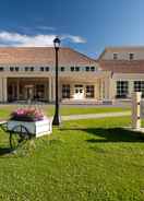 ภาพหลัก Mammoth Hot Springs & Cabins - Inside the Park