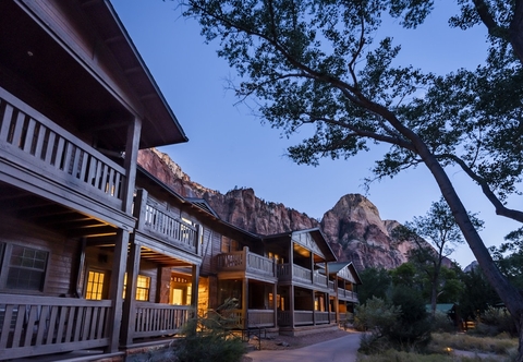 Others Zion Lodge - Inside The Park