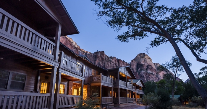 Others Zion Lodge - Inside The Park