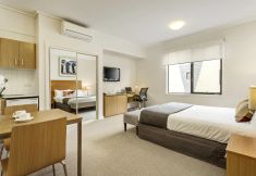 Others 4 Quest Frankston