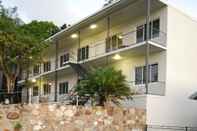 Others Airlie Beach Apartments