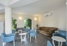 기타 4 Paloma Family Club