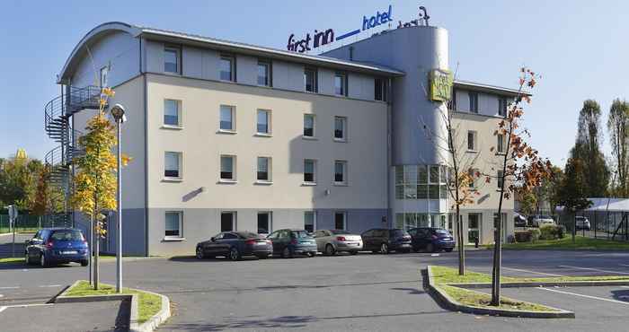 อื่นๆ First Inn Hotel Les Ulis