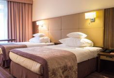 Lain-lain 7 DeSilva Premium Opole