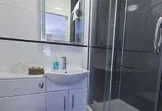 Others 5 The Alba House