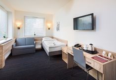 Others 6 Automobil Hotel