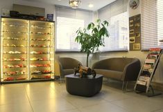 Lainnya 4 Automobil Hotel