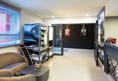 Others 2 Automobil Hotel