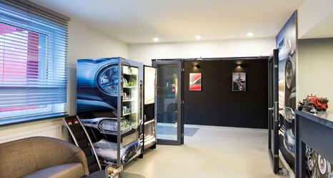 Others 2 Automobil Hotel