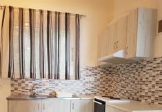 Others 7 Paradise Apartments