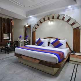 Primary image 1 Hotel De Holiday International, โรงแรม & ที่พัก Paharganj Main bazar