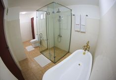 其他 7 Catamaran Beach Hotel