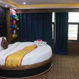 Room 1 Hotel Suryansh pvt ltd, Nepal Can Move Chitwan 호텔