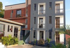 อื่นๆ 3 Rosa Negra Kampala