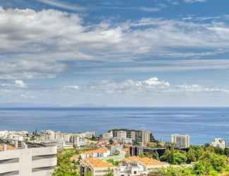 Lain-lain 2 Becas Place a Home in Madeira