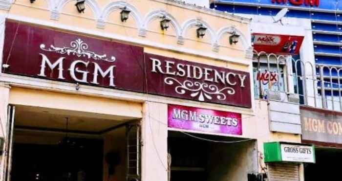 Lain-lain Revking at MGM Residency