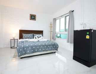 Lainnya 2 "room in Guest Room - Baan Khunphiphit Homestay No3351"