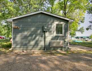 Others 2 Inviting Rice Cabin w/ Fire Pit & Lake Access!