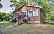 Others 6 Charming Rice Cabin w/ Lake Access & Dock!