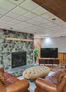 Primary image Reedsville Retreat - Pool, Hot Tub & Fireplace!